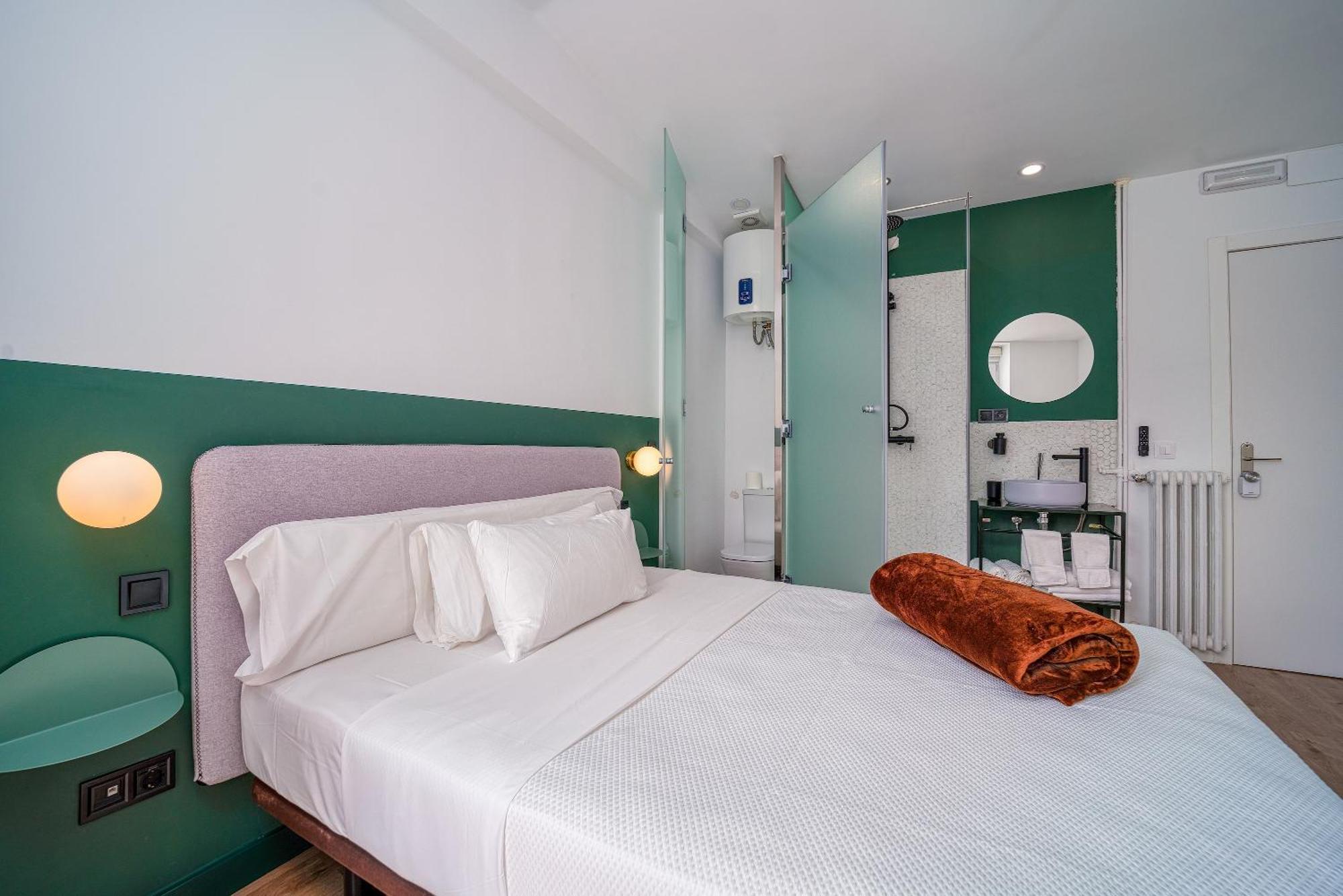 Angelitomad Hotel Madrid Exterior photo