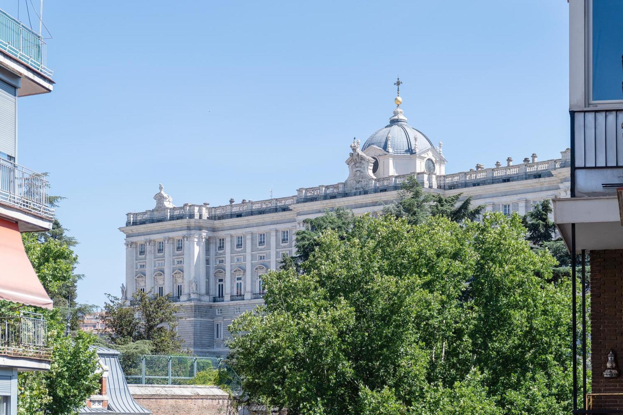 Angelitomad Hotel Madrid Exterior photo